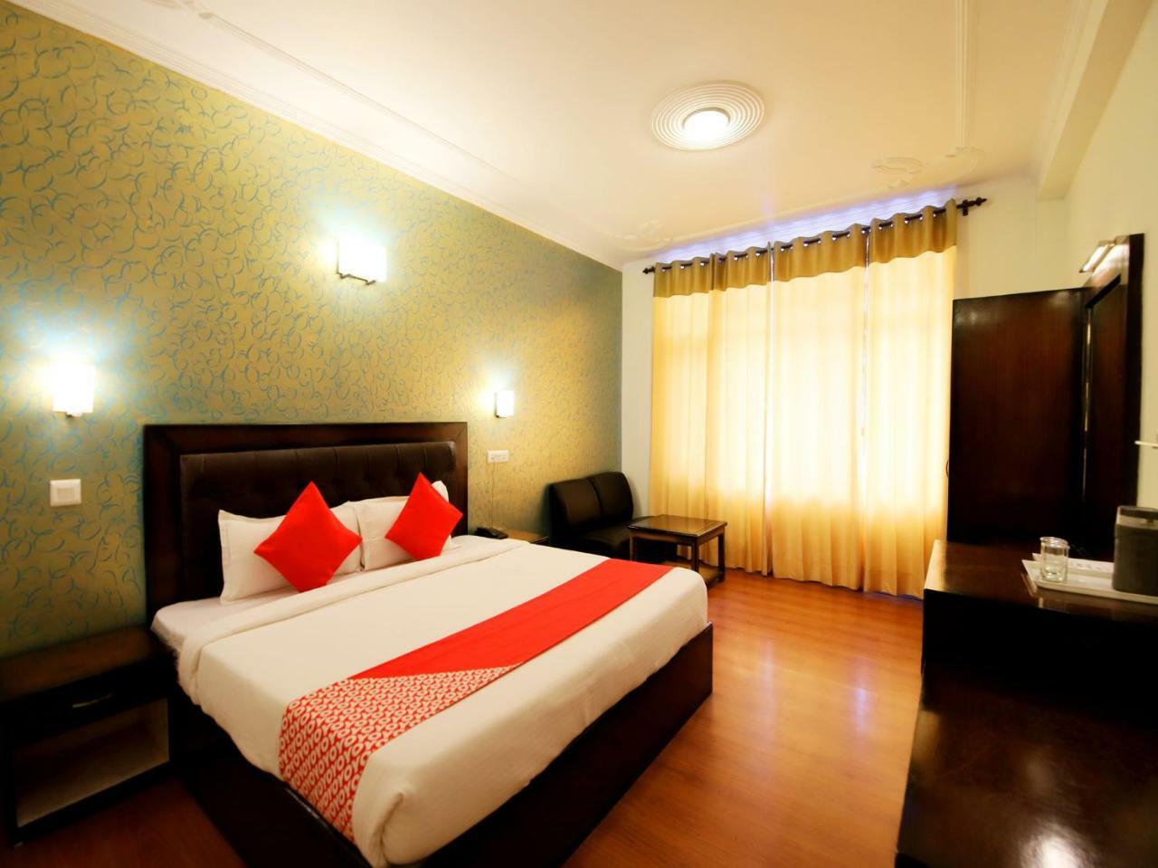 فندق Oyo 3146 Six Season Regency Jagatsukh المظهر الخارجي الصورة