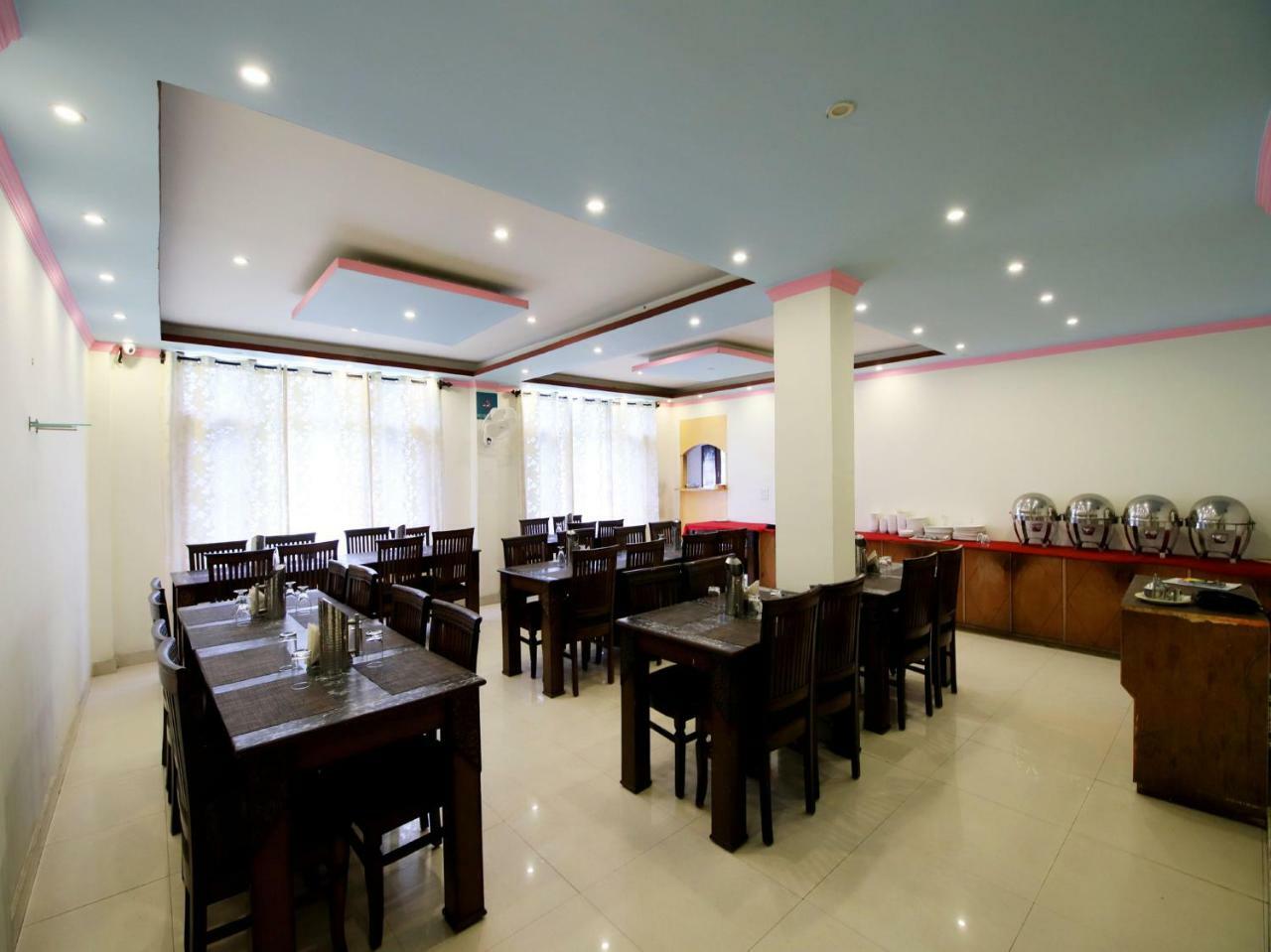 فندق Oyo 3146 Six Season Regency Jagatsukh المظهر الخارجي الصورة
